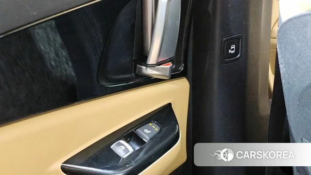 Kia Carnival 4th generation id 4203030 из Кореи 8