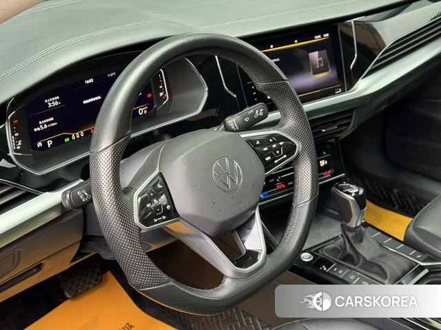 Volkswagen Passat id 4272547 из Китая 8