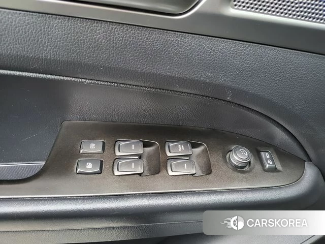 Ssangyong Rexton Sports id 3846068 из Кореи 8