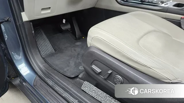 Kia Carnival 4th generation id 3044262 из Кореи 8