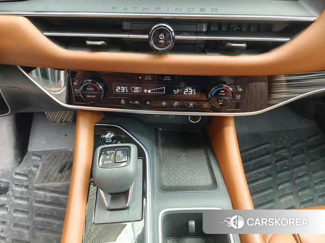 Nissan Exploring the land id 4261465 из Китая 8