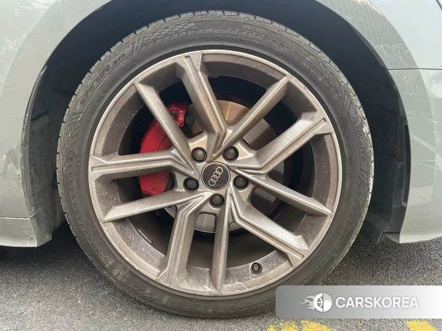 Audi A5 id 4220022 из Китая 8