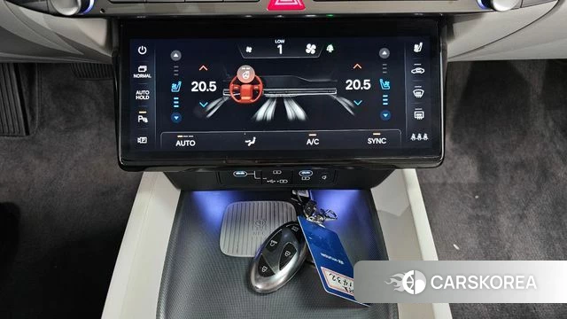 Hyundai Grandeur (GN7) id 3934502 из Кореи 8