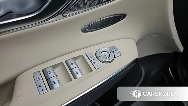 Genesis GV70 id 4316905 из Кореи 8