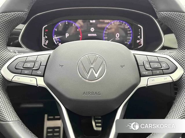 Volkswagen Passat id 4374554 из Китая 8
