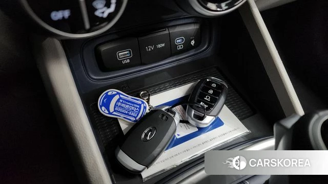 Hyundai Venue id 4505366 из Кореи 8