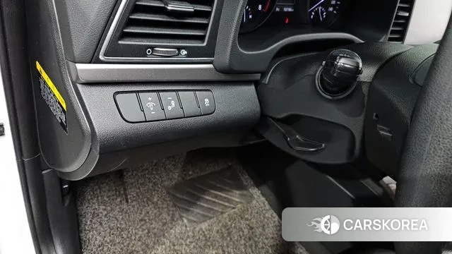 Hyundai Avante AD id 3429380 из Кореи 8