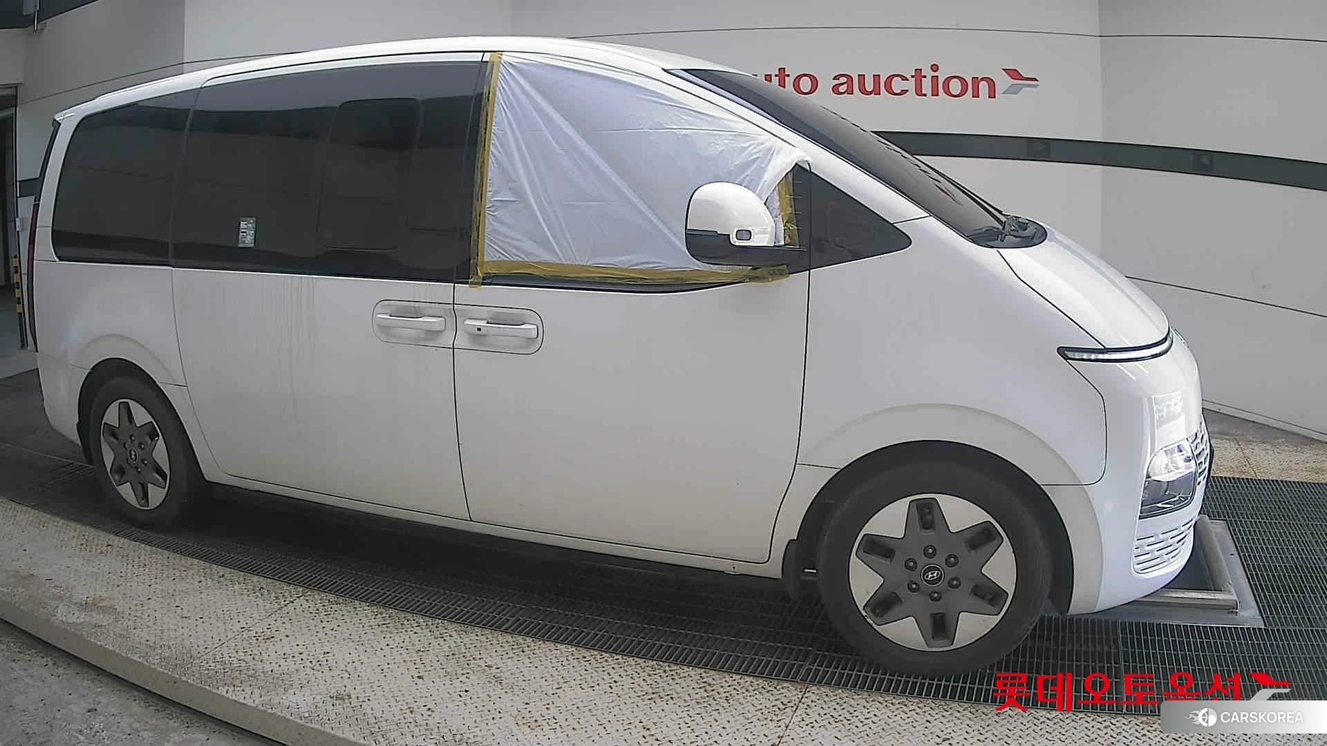 Hyundai Staria id 4679300 из Кореи 8