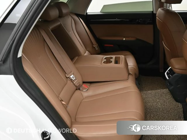 Hyundai Grandeur Hybrid (GN7) id 4898696 из Кореи 8