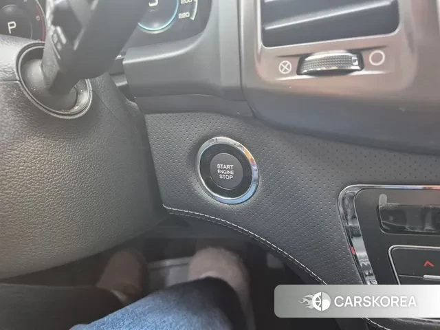 Ssangyong The New Rexton Sports Cannes id 3463063 из Кореи 8