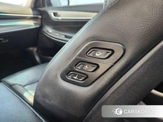 Hyundai The New Grandeur IG id 3954024 из Кореи 8