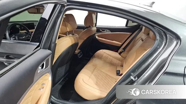 Genesis The New G70 id 3776648 из Кореи 8