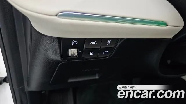 Hyundai The New Grandeur IG Hybrid id 2955311 из Кореи 8