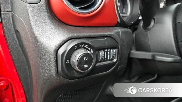 Jeep Wrangler (JL) id 4728056 из Кореи 8
