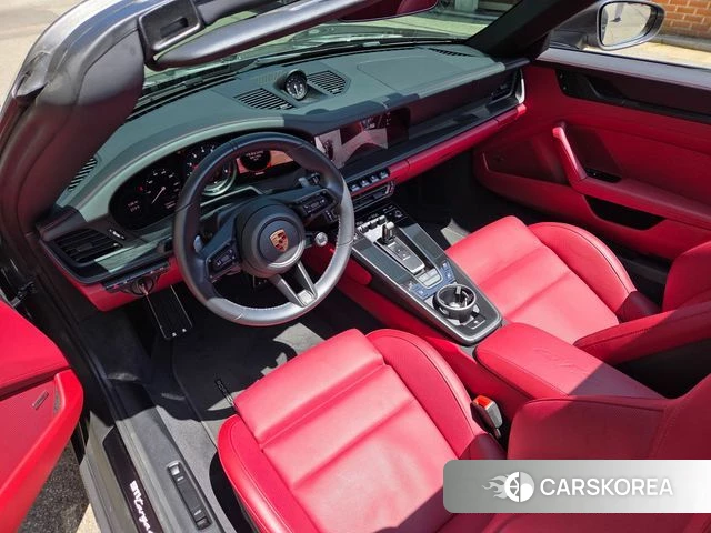 Porsche 911(992) id 4360183 из Кореи 8