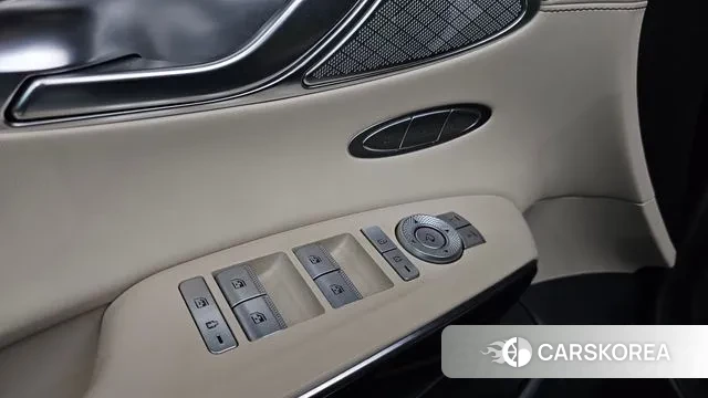 Genesis GV70 id 3551729 из Кореи 8