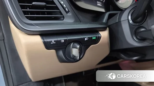 Porsche 911(992) id 3359852 из Кореи 8