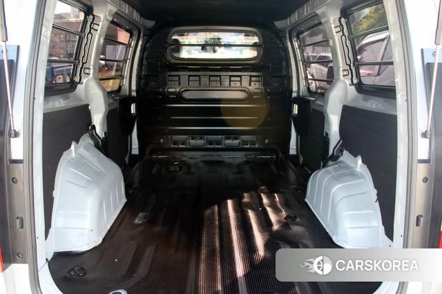 Hyundai Staria id 3940658 из Кореи 8