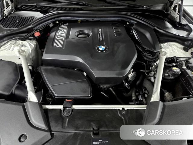 BMW 5 Series (G30) id 3821086 из Кореи 8