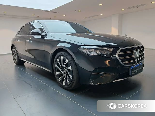 Mercedes-Benz E-class id 4353384 из Китая 8