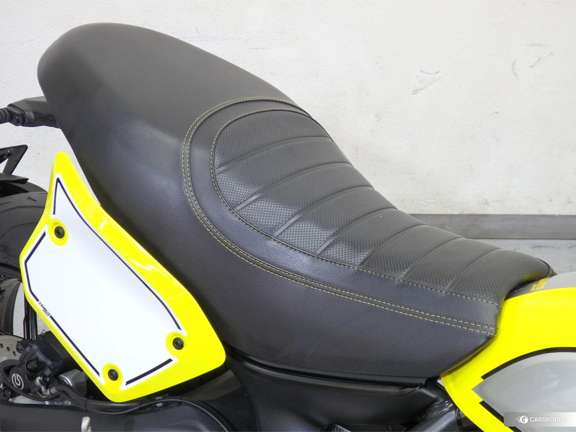 OTHER DUCATI SCRAMBLER F TRUCK PRO id 3948892 из Японии 8