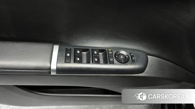 Hyundai Grandeur (GN7) id 3871090 из Кореи 8