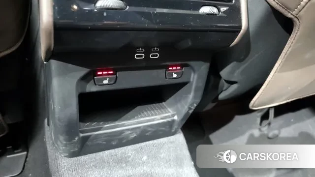 BMW 5 Series (G60) id 3560101 из Кореи 8