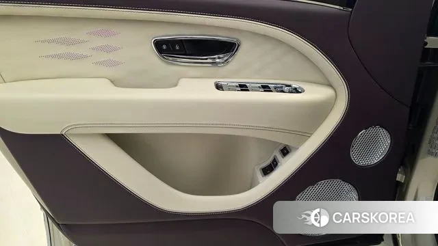 Bentley Bentayga id 3415302 из Кореи 8