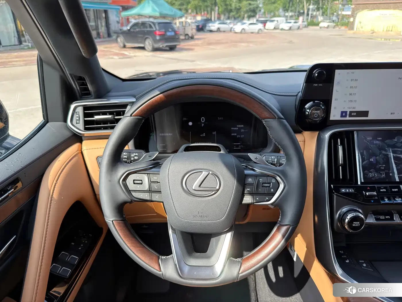 Lexus LX id 4681251 из Китая 9
