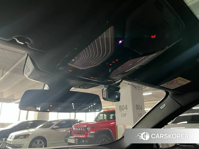 BMW 5 Series (G30) id 3819522 из Кореи 8