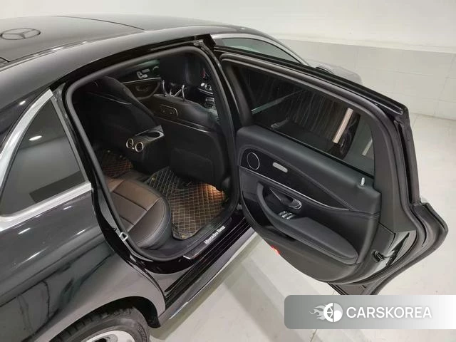 Mercedes-Benz E-class id 4219292 из Китая 8