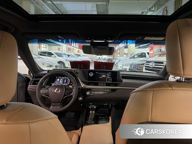 Lexus ES id 4277218 из Китая 8