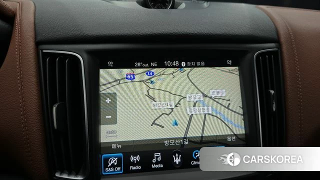 Maserati Levante id 4742215 из Кореи 8