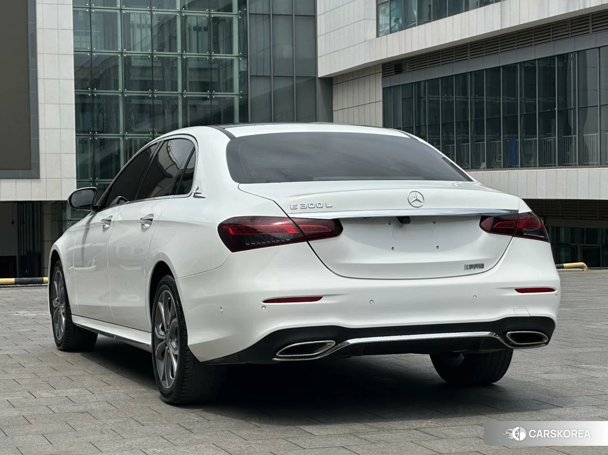 Mercedes-Benz E-class id 4493020 из Китая 8