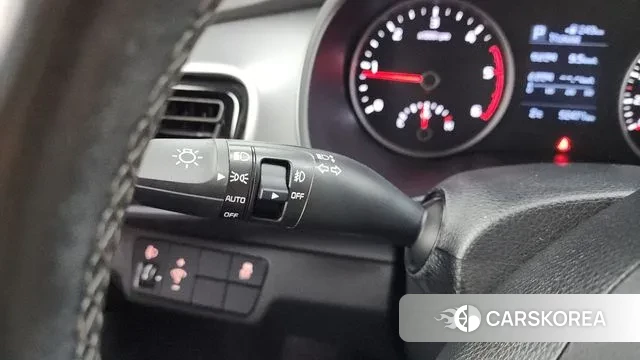 Kia Stonic id 3552821 из Кореи 8