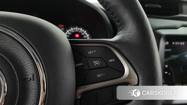 Jeep Renegade id 4428229 из Кореи 8