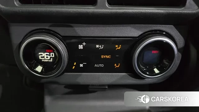 Land Rover Range Rover Velar id 3457097 из Кореи 8