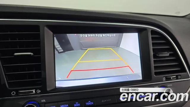 Hyundai Avante AD id 2504390 из Кореи 8