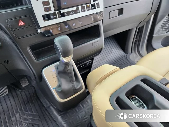 Hyundai Staria id 4201935 из Кореи 8