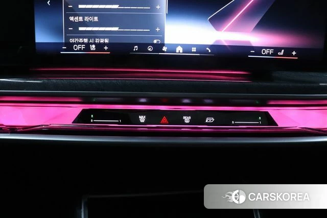 BMW 7 Series (G70) id 3864618 из Кореи 8