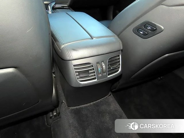 Genesis G80 id 3823926 из Кореи 8