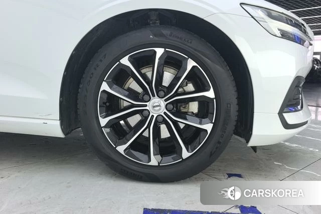 Volvo S60 id 4235861 из Китая 8