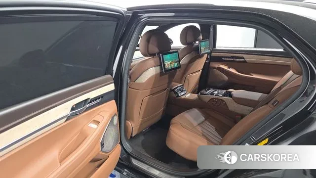 Genesis G90 id 3698428 из Кореи 8