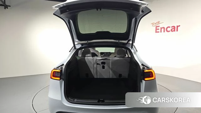 Tesla Model Y id 4579277 из Кореи 8
