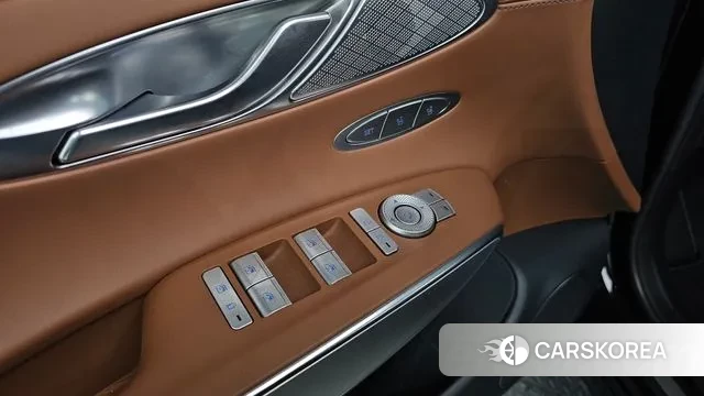 Genesis GV70 id 3690893 из Кореи 8