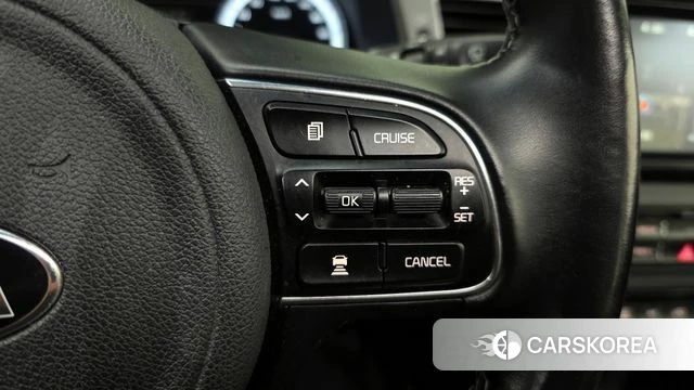 Kia Niro id 4251323 из Кореи 8