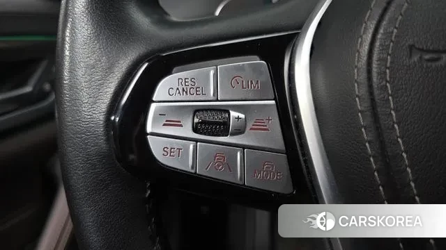 BMW 5 Series (G30) id 3243002 из Кореи 8