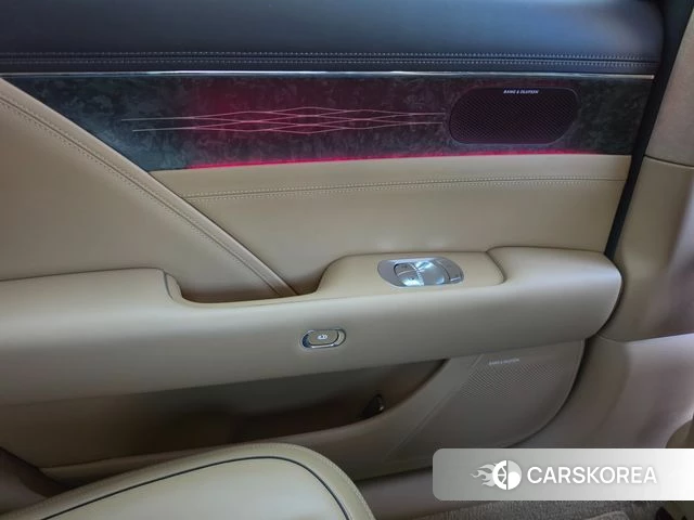 Genesis G90 (RS4) id 4316077 из Кореи 8