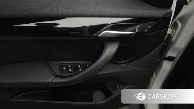 BMW X1 (F48) id 3598899 из Кореи 8