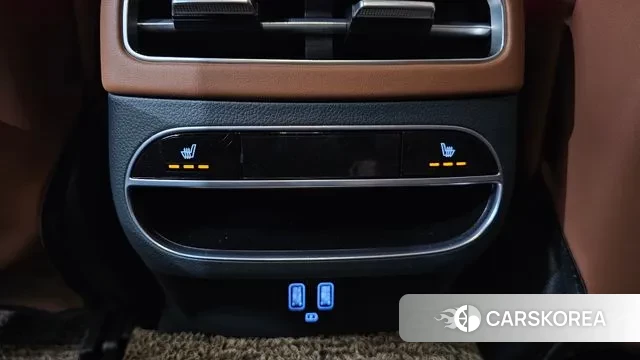 Genesis GV70 id 3769946 из Кореи 8